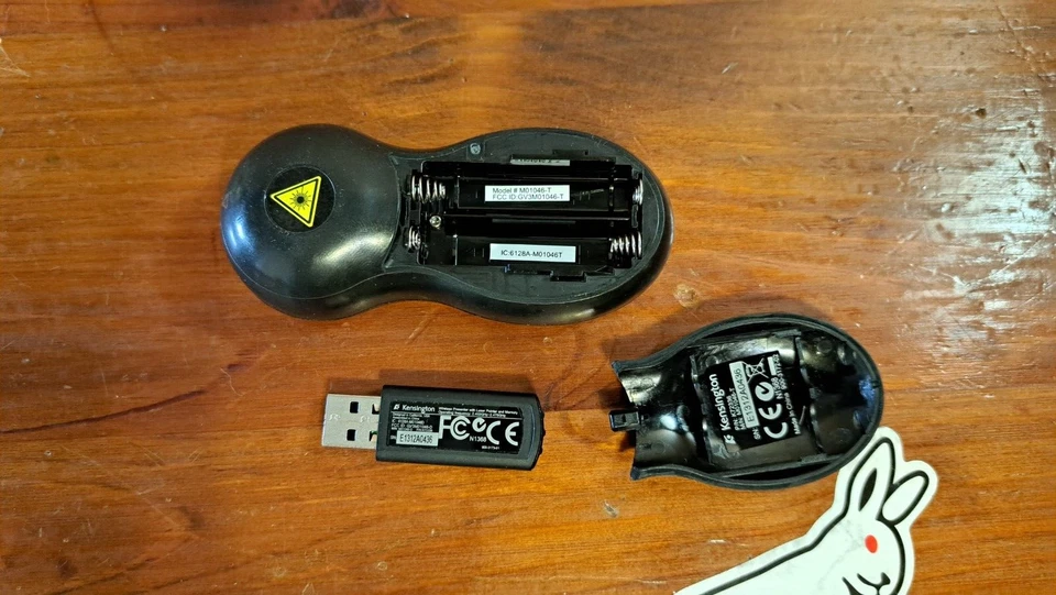 GENUINO CONTROL REMOTO DE PRESENTACIÓN INALÁMBRICO KENSINGTON M01046-T Foto 2 de 4