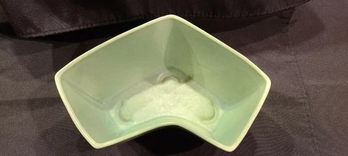 Red Wing USA Redwing Pottery 869 Planter Green