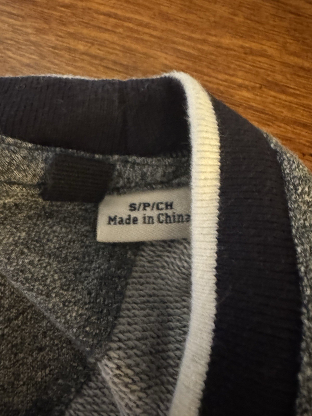 Original Penguin Small Solid Gray Long Sleeve Cre… - image 5