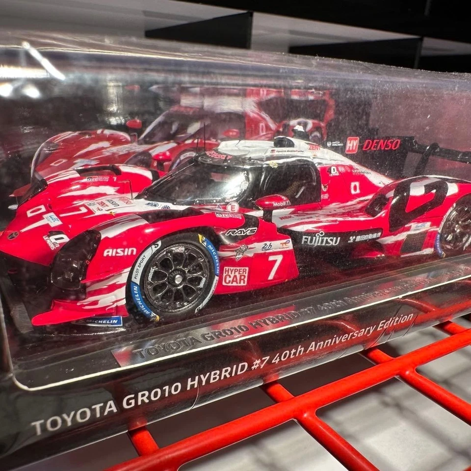 Modellino auto Spark 1/43 Toyota GR010 Hybrid #7 40th Anniversary Le Mans 2025 - Immagine 2 di 4