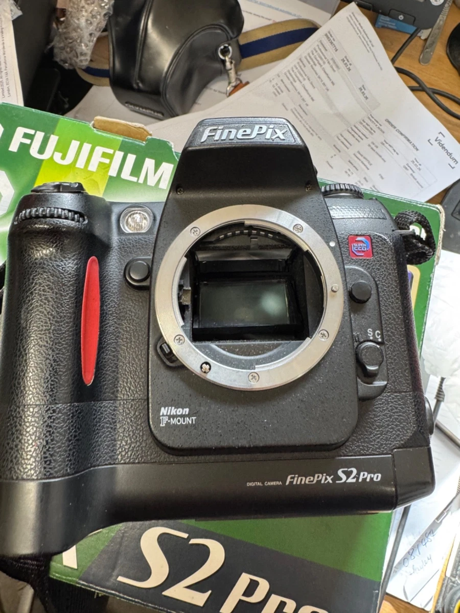 Fujifilm FinePix S2 Pro 一眼レフカメラ Fujifilm FinePix S2 Pro Review: DPReview | Photography News, Gear