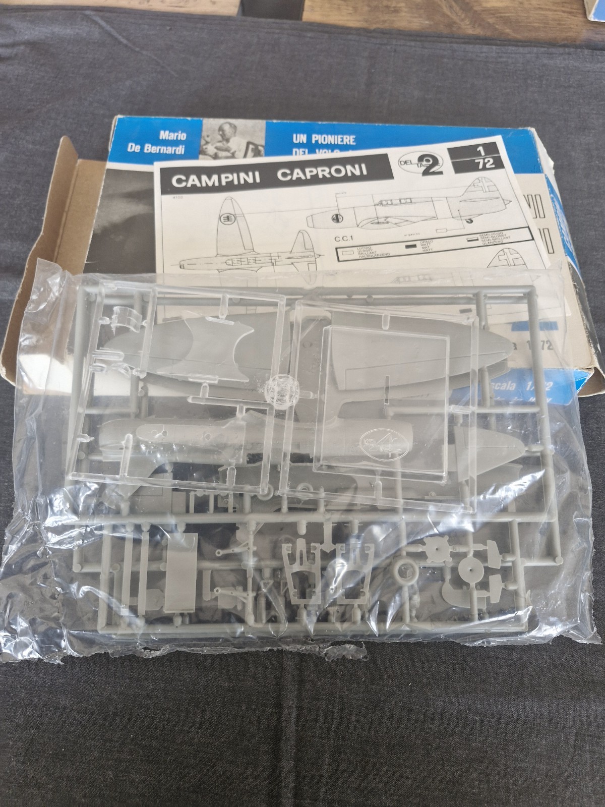 Maquette Avion Campini Caproni C.C.2 WWII avec détails gravés 1/72