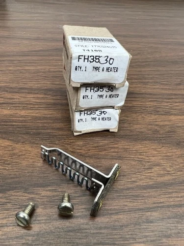 QTY (1) - Cutler Hammer FH30 Type Bimetallic motor overload heater element