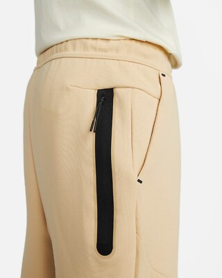 nike mens joggers zip pockets