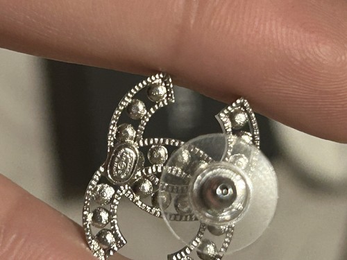 Brand New Chanel CC Logo Studs earrings With Crystal - Picture 4 of 6