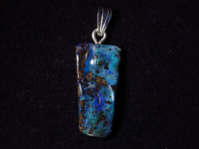 Boulder Opal Anhänger aus Winton, Australien  11,8 Carat,  AC 19