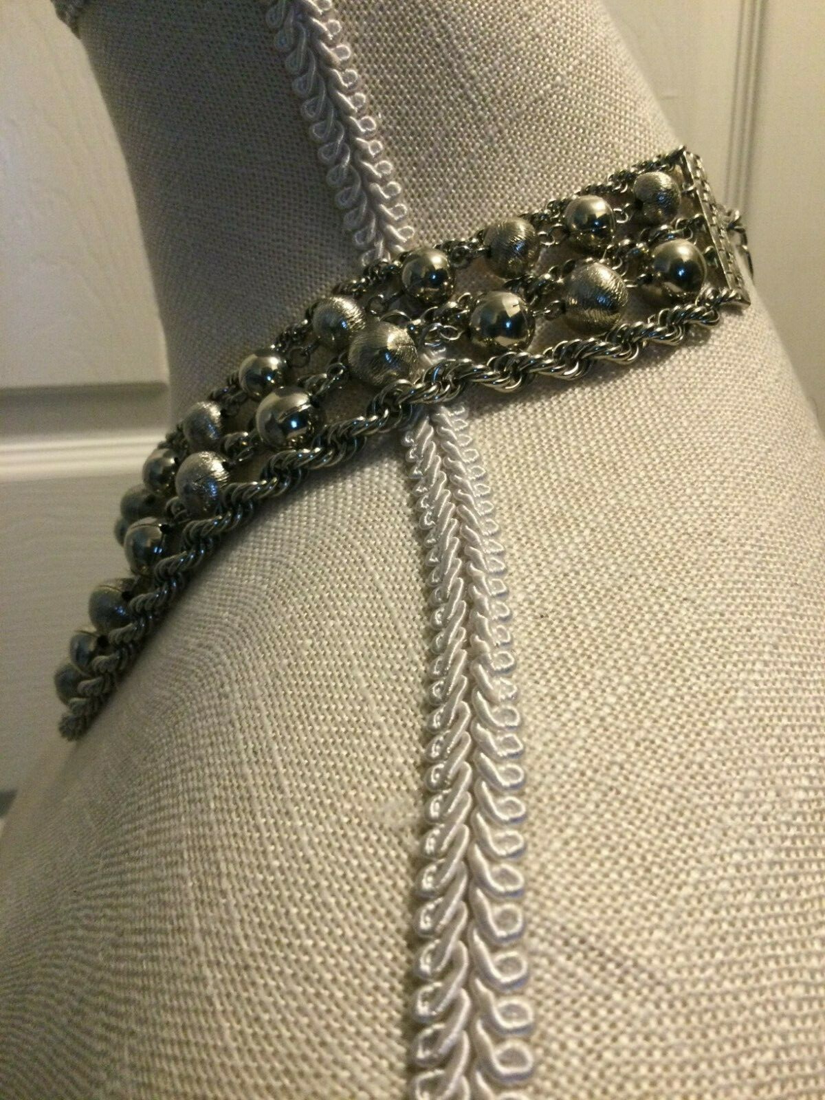 VINTAGE unsigned silver tone multi strand 20" nec… - image 2