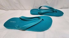 Old Navy Womens 8-9 Teal Flip Flop Sandals Classic Summer Travel beach Vacation