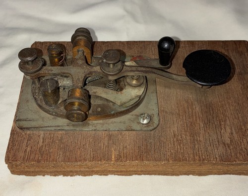 JH Bunnell & Co No 50 Telegraph Key Functional