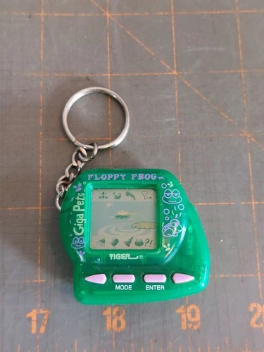 TIGER GIGA PETS FLOPPY FROG VIRTUAL PET TOY 1997