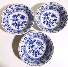 Zwiebelmuster, 3 Schälchen ,Dubi Eichwald,14,5x4,2cm, Czechoslovakia , 666