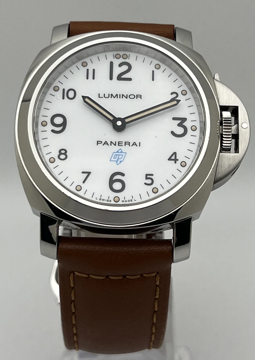 Panerai luminor store base logo