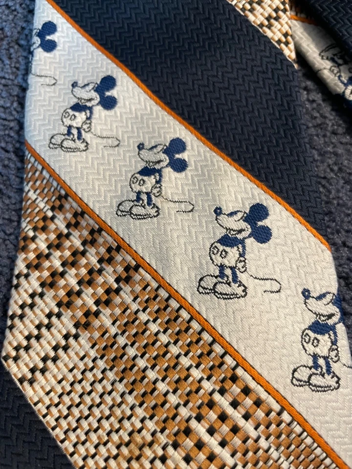 Corbata tejida vintage de Mickey Mouse para hombre 100 % nailon QIana años 70 rayas diagonales Foto 3 de 4