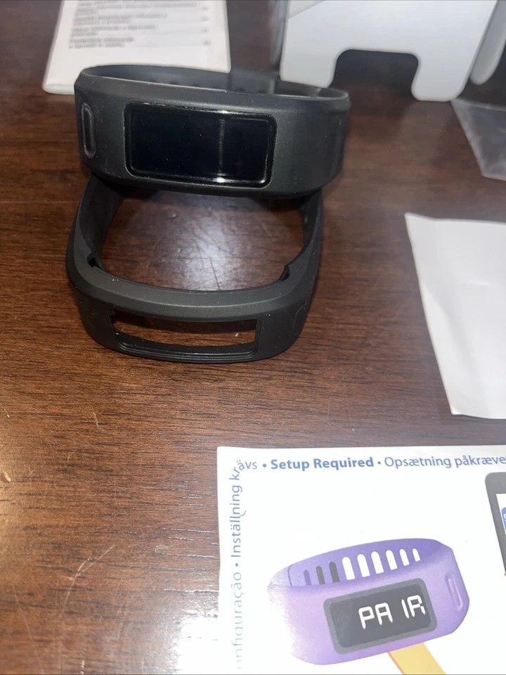 Garmin VivoFit  Heart Rate Monitor Fitness Band Black need new batt. - Image 3 of 4