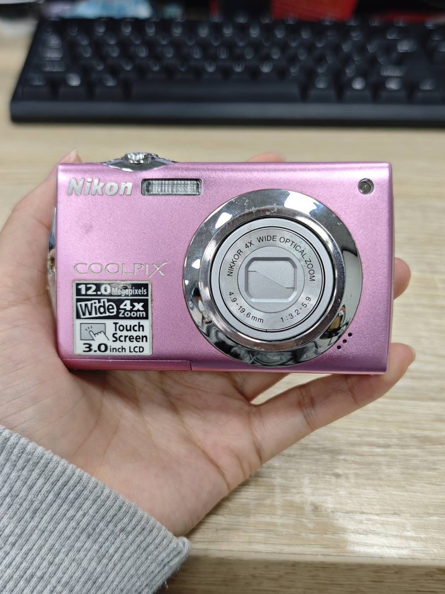 実写美⭕️【動作確認済】Nikon COOLPIX S4000　ピンク　デジカメ Nikon COOLPIX S4000 4x Digital Zoom 4x Optical Zoom 12.0MP 95% NEW