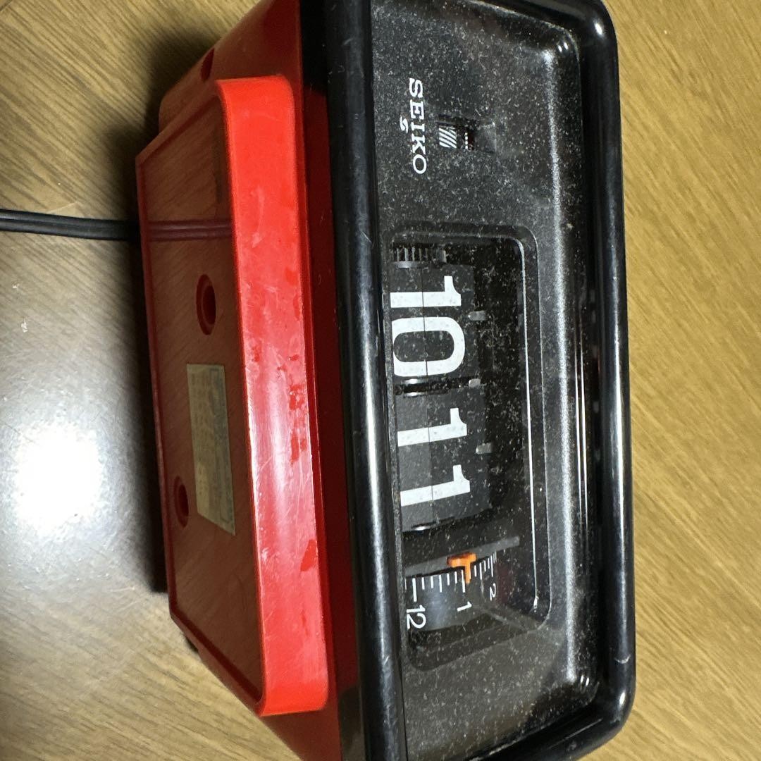SEIKO Vintage Flip Clock DP692T Red & Black Retro 80s Alarm Clock