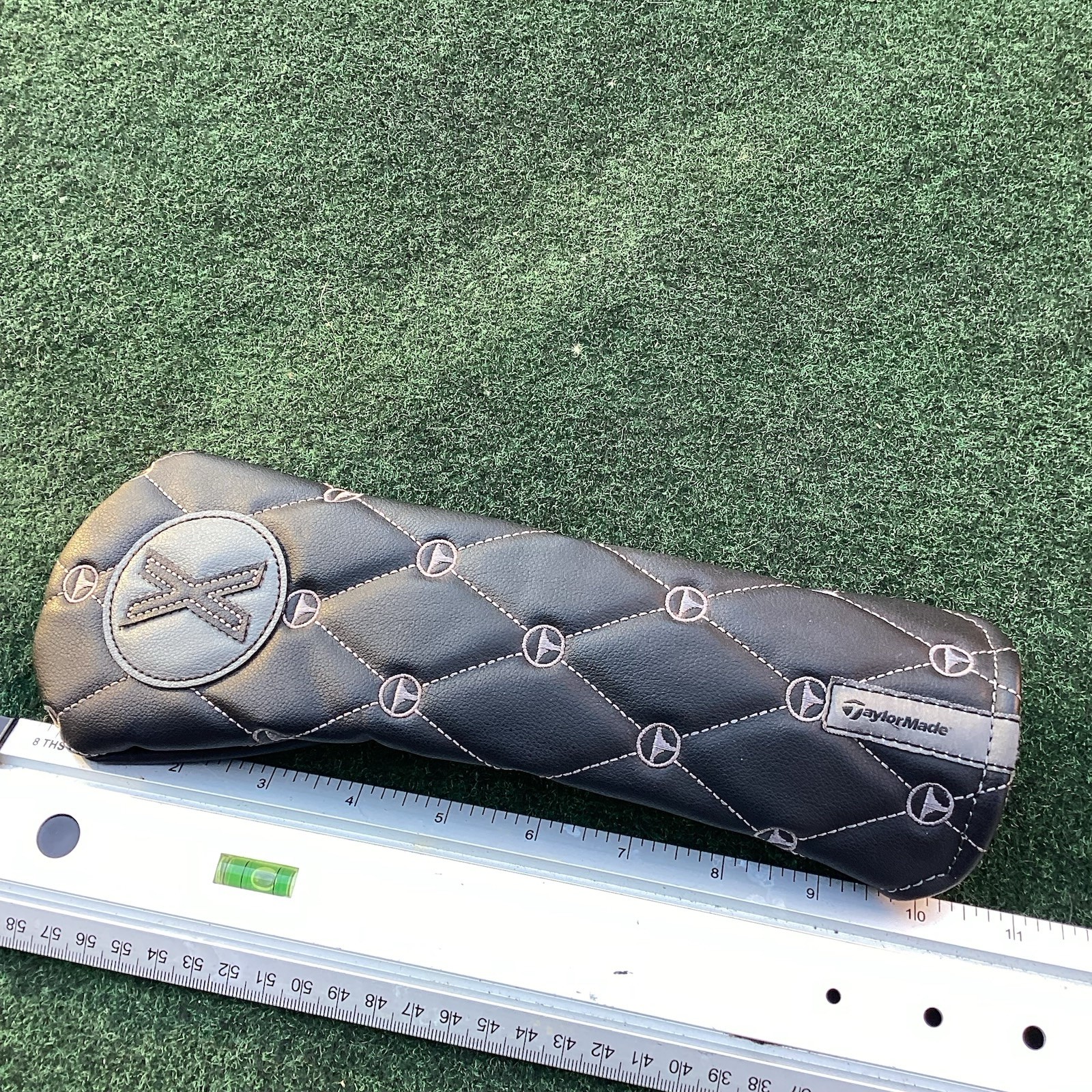 TaylorMade Black X Hybrid Headcover Excellent Condition