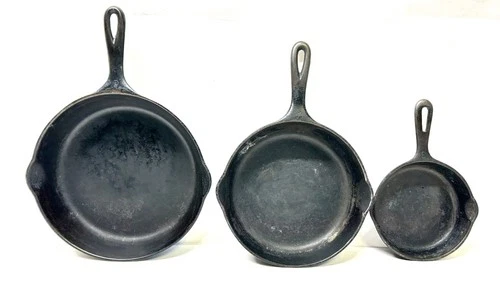 3 each 20s-30s WAGNER WARE Sidney -O- (1056H) (1058P) + LODGE 6-1/2" Skillets