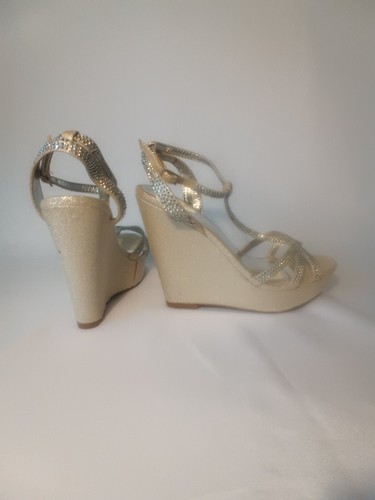 Material Girl Silver Beaded Pamper 5 3/8" Wedge Strappy Sandals Size 9M - Picture 4 of 8