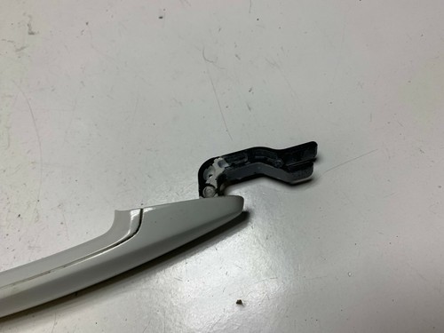GENUINE BMW E92 OSF DRIVERS SIDE EXTERIOR DOOR HANDLE WHITE 05-10 - Picture 3 of 4