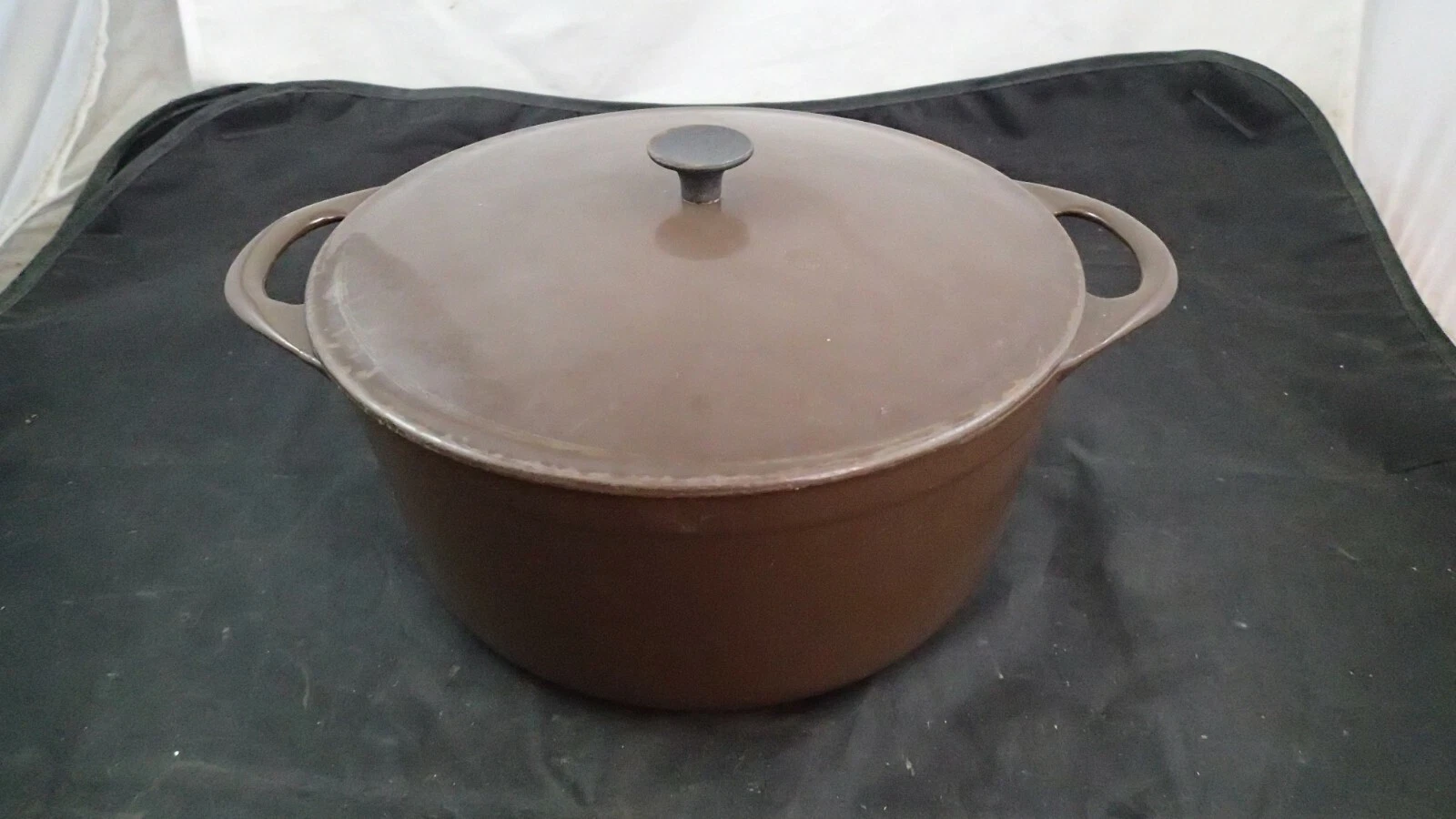 Vintage COUSANCES #24 EMAMEL CAST IRON ROUND DUTCH OVEN Brown 4 QT FRANCE