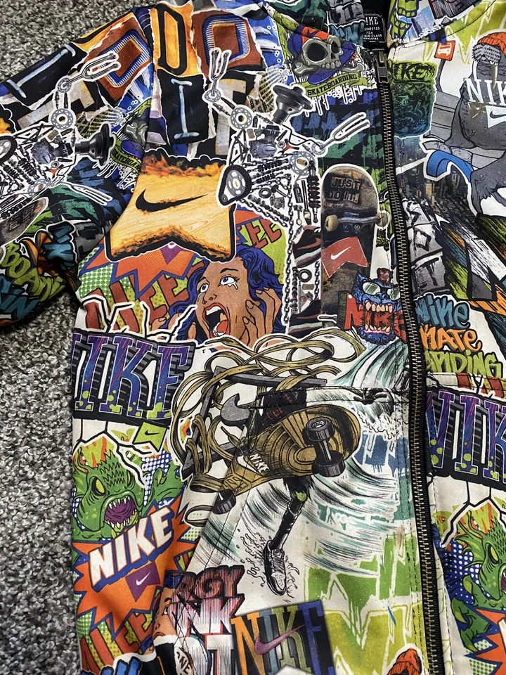 NIKE Jóvenes Niños Monopatín Patinaje Chaqueta Sudadera con Capucha Gráfico Calavera Cremallera Talla M Foto 3 de 4