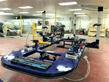 Free Shipping New 18 Feet Long Auto Body New Frame Machine 30 Ton 3 Towers