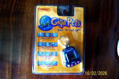 Sealed Vintage 1997 Giga Pets Digital Bit Critter Tiger LCD digital pet