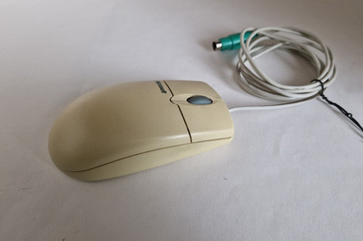 Vintage Microsoft IntelliMouse 1.2A PS/2 Kugelmaus für Windows - Retrocomputing