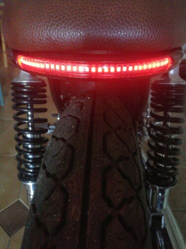 ๐ฎ๐น FARO POST. STOP 48 LED STRISCIA FRECCE INTEGRATE MOTO CAFE RACER CUSTOM - Picture 3 of 8
