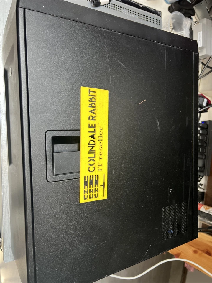 Dell PowerEdge T130 Intel Xeon E3 1220v5 3.0GHz 8GB ddr4 h330 12g sas 4*1TB Sas - Image 2 of 4