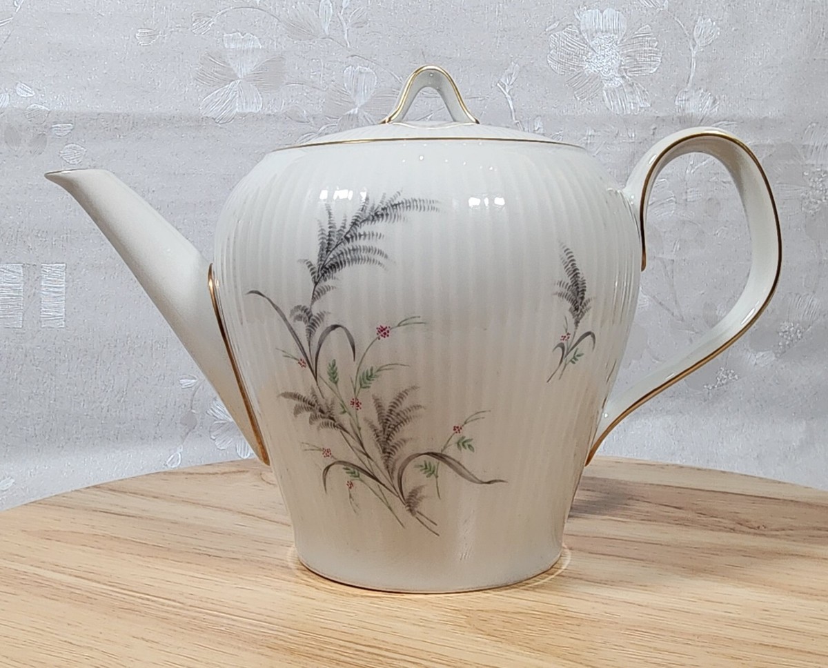 Thomas Rosenthal Tea Pot Coffee w/Lid White Grey Floral Gold Trim Germany 7533