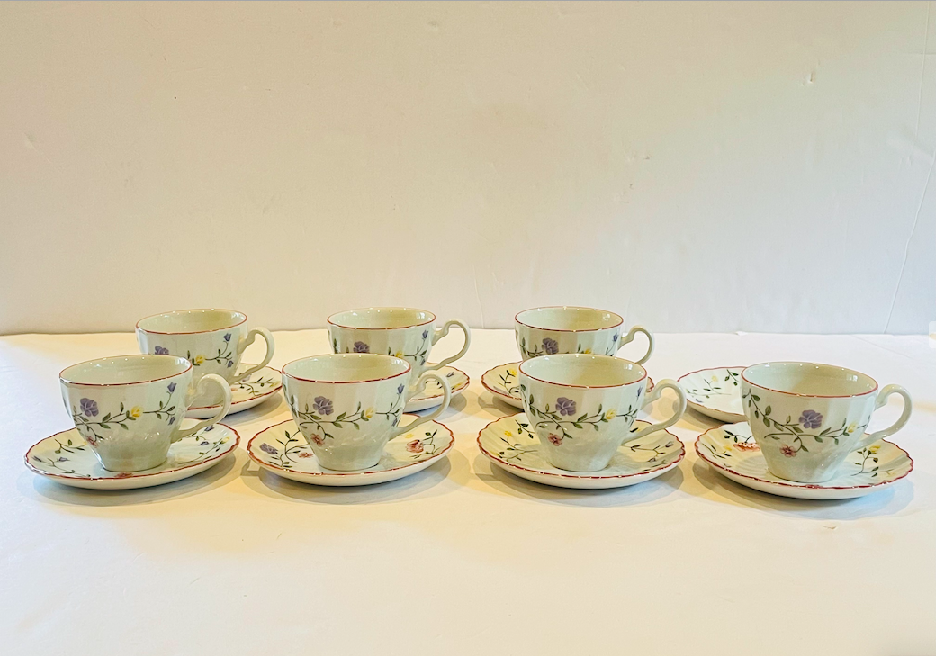 JOHNSON BROTHERS Summer Chintz 3.3/4