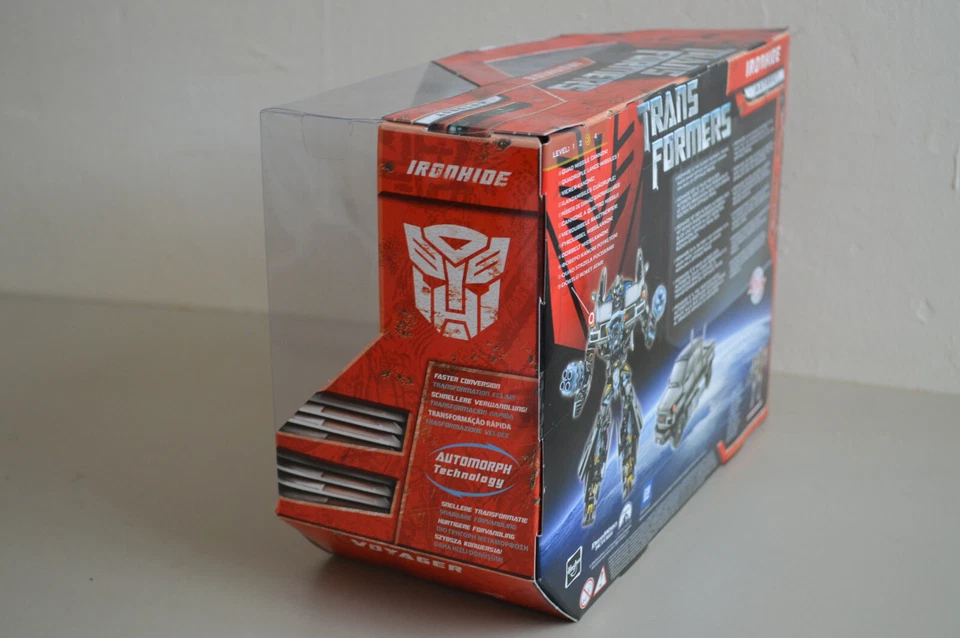2006 Hasbro - Transformers Movie Figure: Autobot Ironhide (Voyager Class) New - Image 3 of 4
