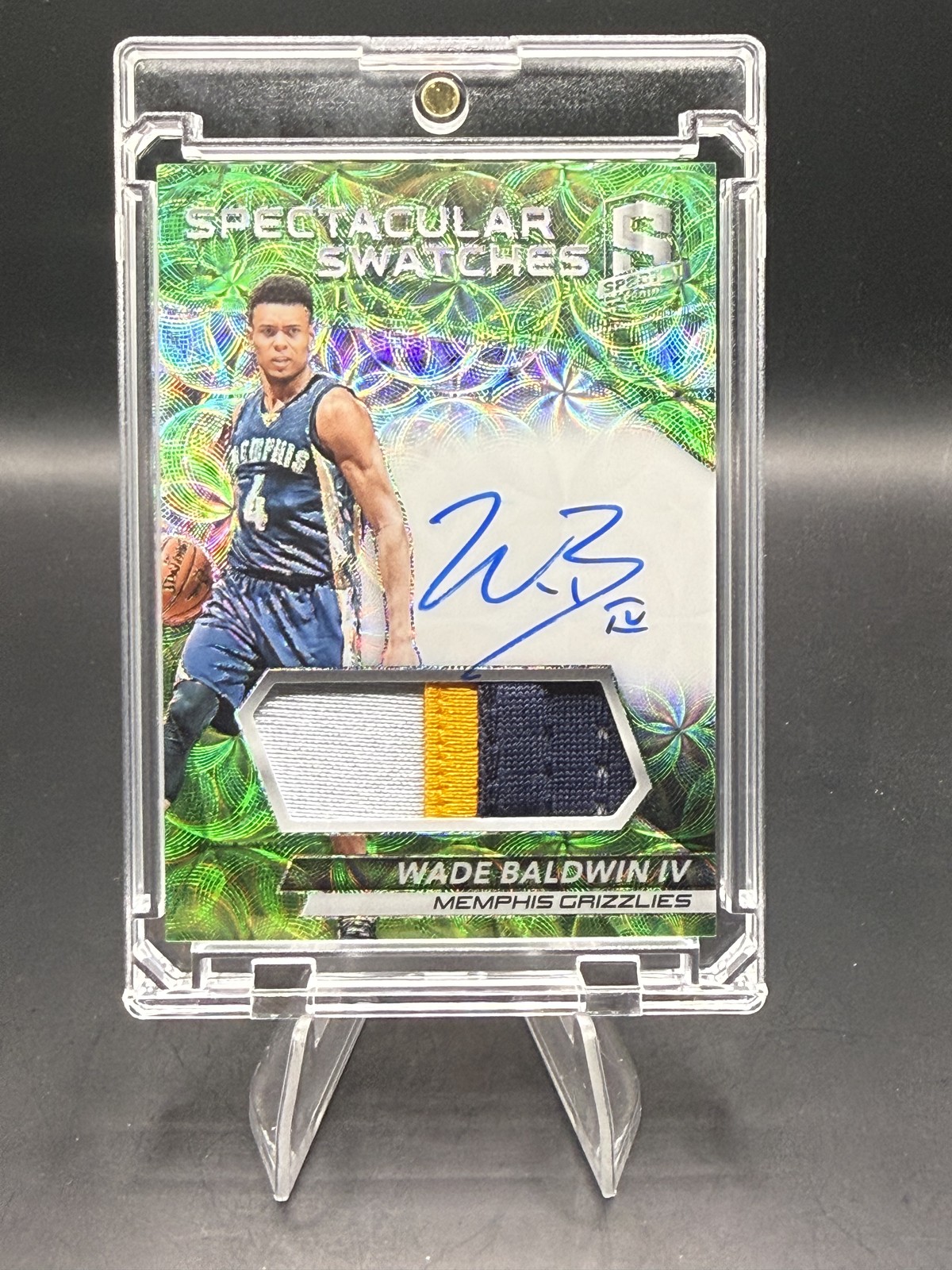 2016-17 Spectra- Wade Baldwin IV Neon Green Swatches Patch Auto /25 Grizzlies
