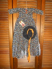 RAGGEDY STARS WITCH, Hag, Primitive Dress wall decor, Halloween, Grungy