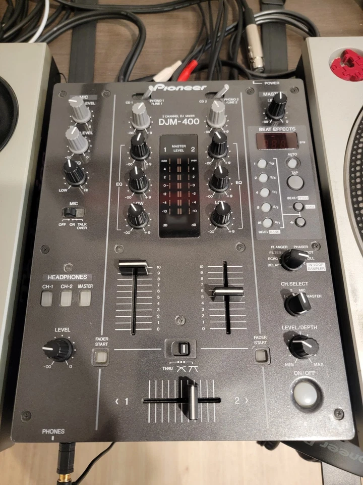 Pioneer DJM-400 2ch Performance DJ Mixer  DJM400 - w/ Effects & In-Loop Sampler - Image 2 of 4