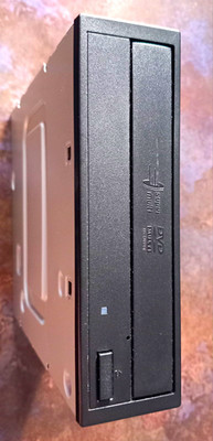 Toshiba Samsung Storage Technology SH-216 SH-216DB/FTAH SATA DVD Writer