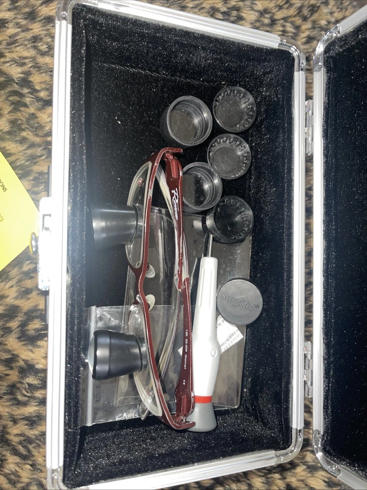 Lupas Surgitel - Gafas médicas dentales marco Oakley (D1) - Imagen 4 de 4