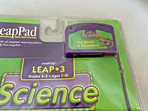 Leapfrog Leap 3 Science The World of Dinosaurs Interactive Book & Cartridge NEW - Picture 2 of 4