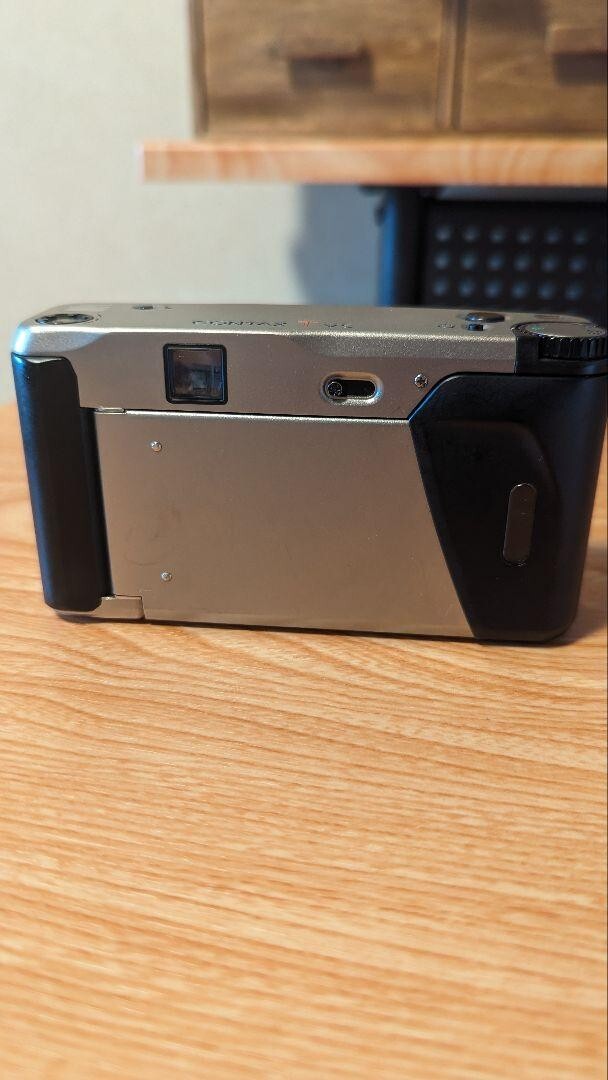 Contax TVS Point & Shoot 35mm Film Camera Silver Cap compact
