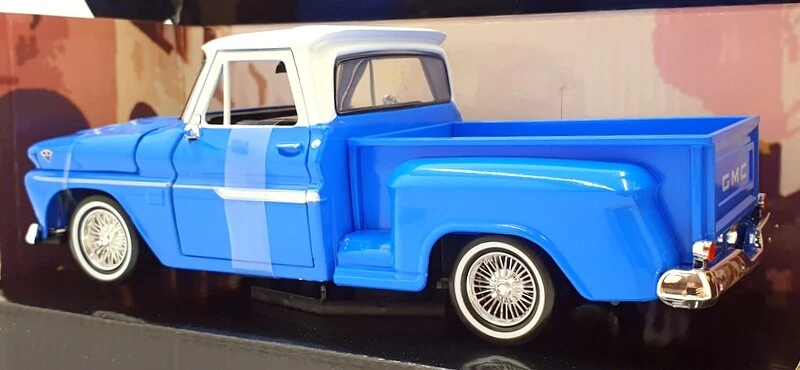 Motor Max 1/24 Scale 79035 - 1966 GMC C1000 Fenderside - Blue/White - Image 2 of 4