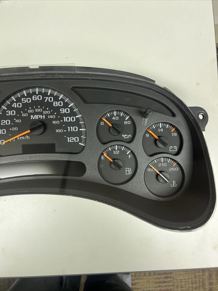 Cuadro de instrumentos Chevy Silverado GMC Sierra 2003-2007 15114649 Foto 3 de 4