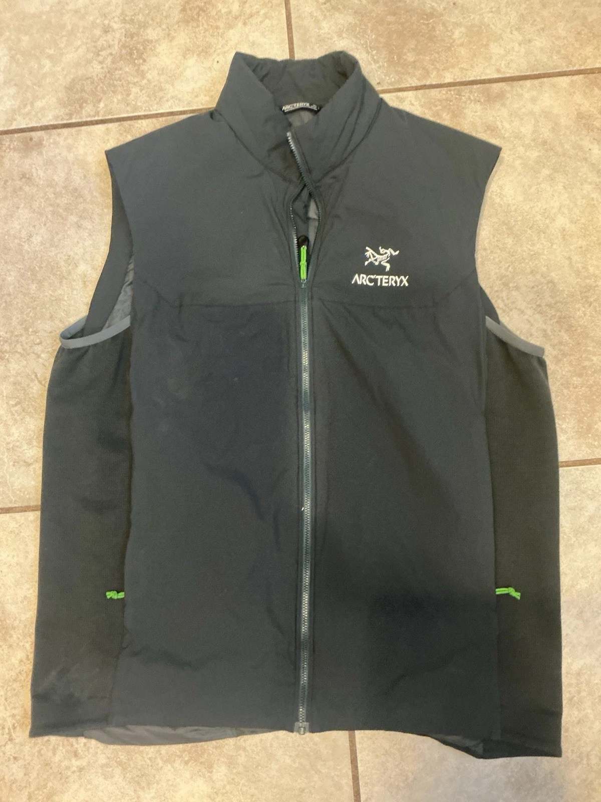 Arc'teryx Atom LT Vest Green - Full Zip - Mens Large Puffer
