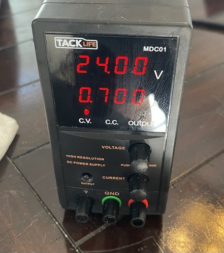 TACKLIFE MDC01 variable DC switching regulated power supply