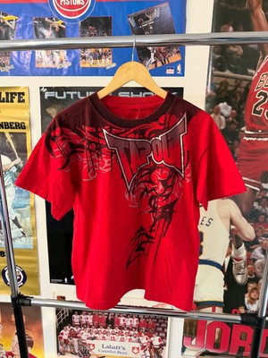 Vintage Y2K Tapout Crazy Wings Logo Red Grunge Skater Kids T-Shirt Size XL 18-20