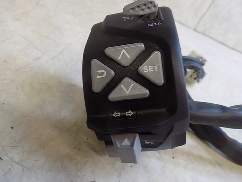 Husqvarna 901 Norden Headlight Handlebar turn Signal Switch 890 2023 - Picture 3 of 7