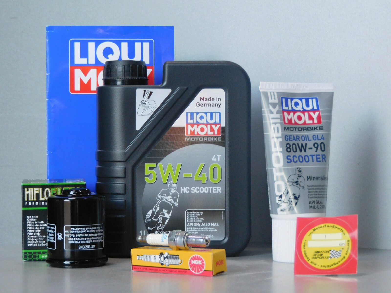 Maintenance Set Vespa ET4 150 Inspection Oil Spark Plug Filter