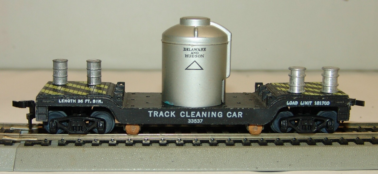 HO GILBERT 33537 TRACK CLEANING CAR (L16) eBay