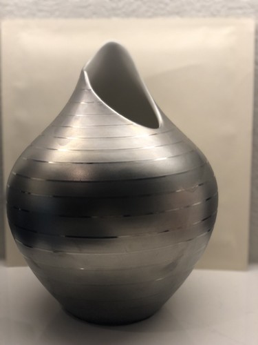 GLOBAL VIEWS Platinum Stripped Vase Ceramic Table Vase Large Asymmetric - Picture 5 of 7